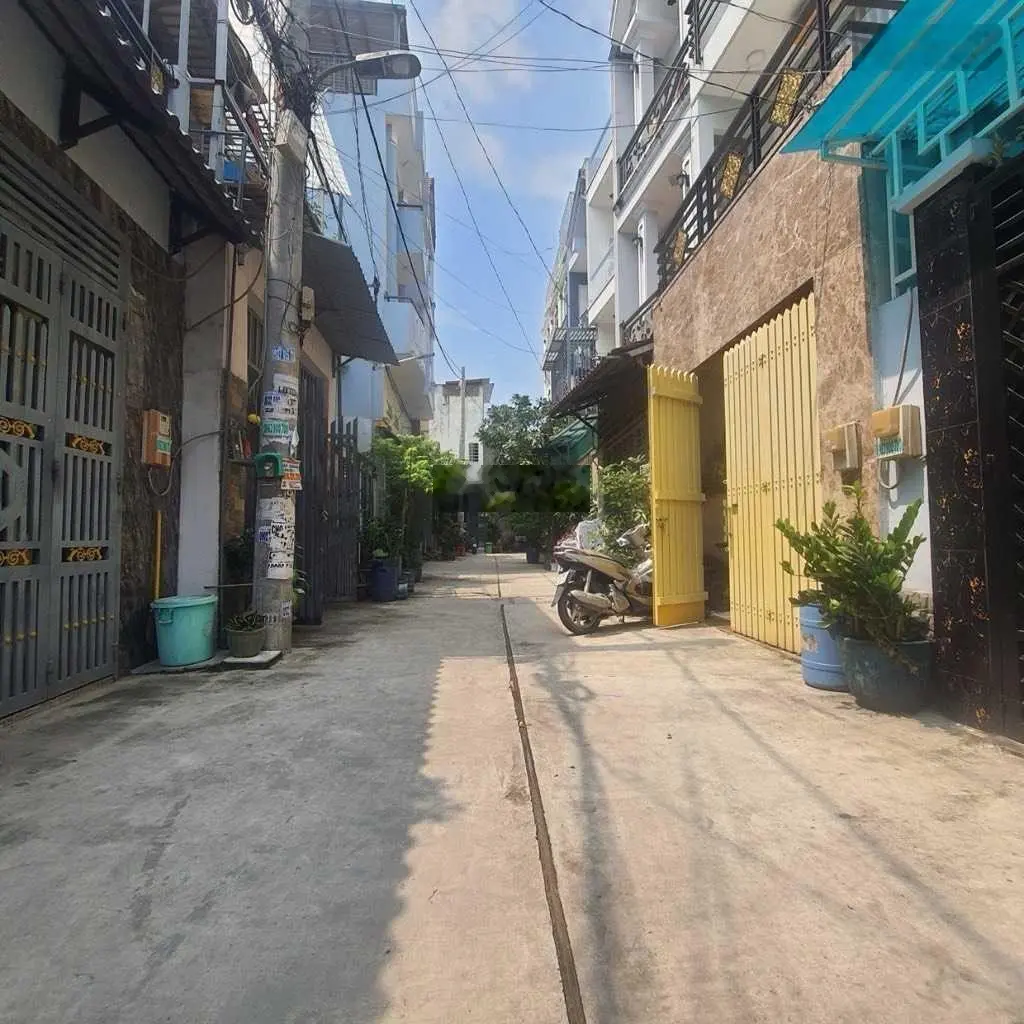 Bình Trị Đông, Lê Văn Quới, 4 tầng, 80m2, hẻm 6m, KD CHDV 10 phòng, ngộp bán 6 tỷ 250