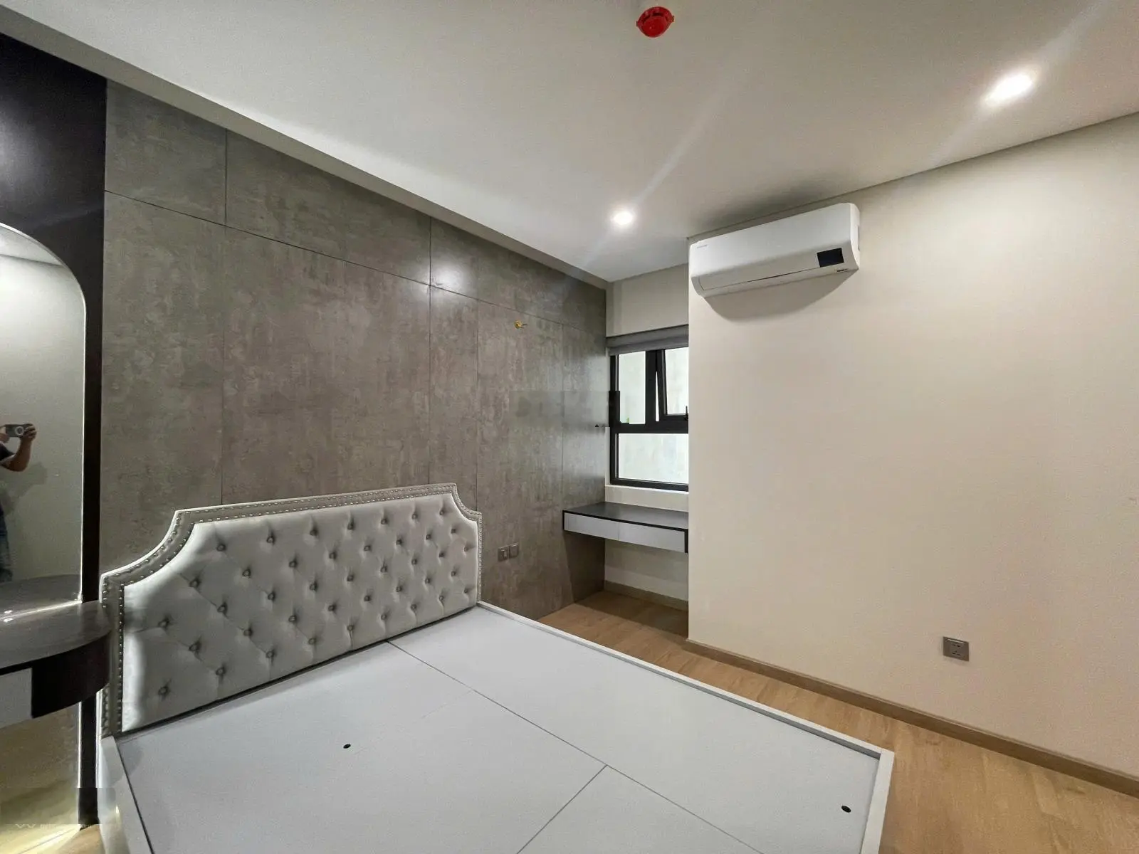 Hàng hiếm giá đầu tư! Bán căn hộ chung cư 2PN DT 66m2 tại tòa Moonlight 1