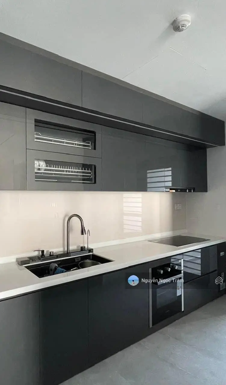 Chính chủ cần bán căn hộ Sky 89, Q7, DT 81m2; 2PN - 2WC