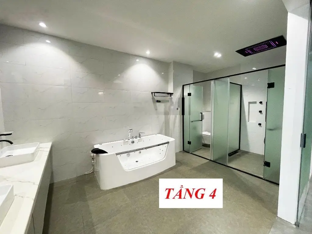 Ô tô tránh, gara rộng 2 ô tô 7 chỗ - chủ tự xây 3 năm - 80m2 - 6 tầng, thang máy - nội thất tiền tỷ