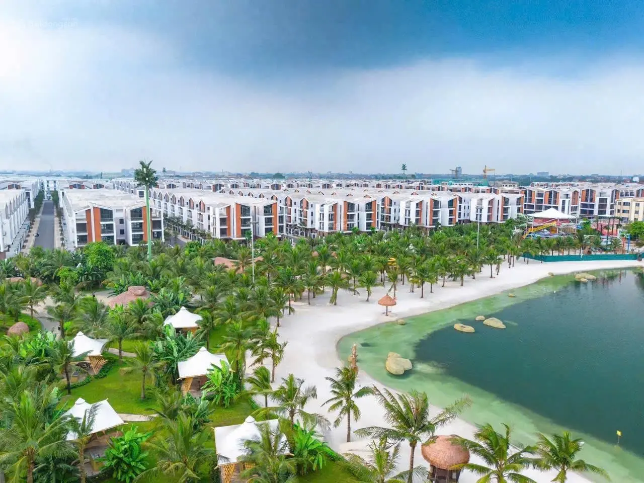 Mở bán biệt thự tứ lập ánh dương vin 3 - view hồ - công viên nước - ck 22% - htls 24 tháng 0%