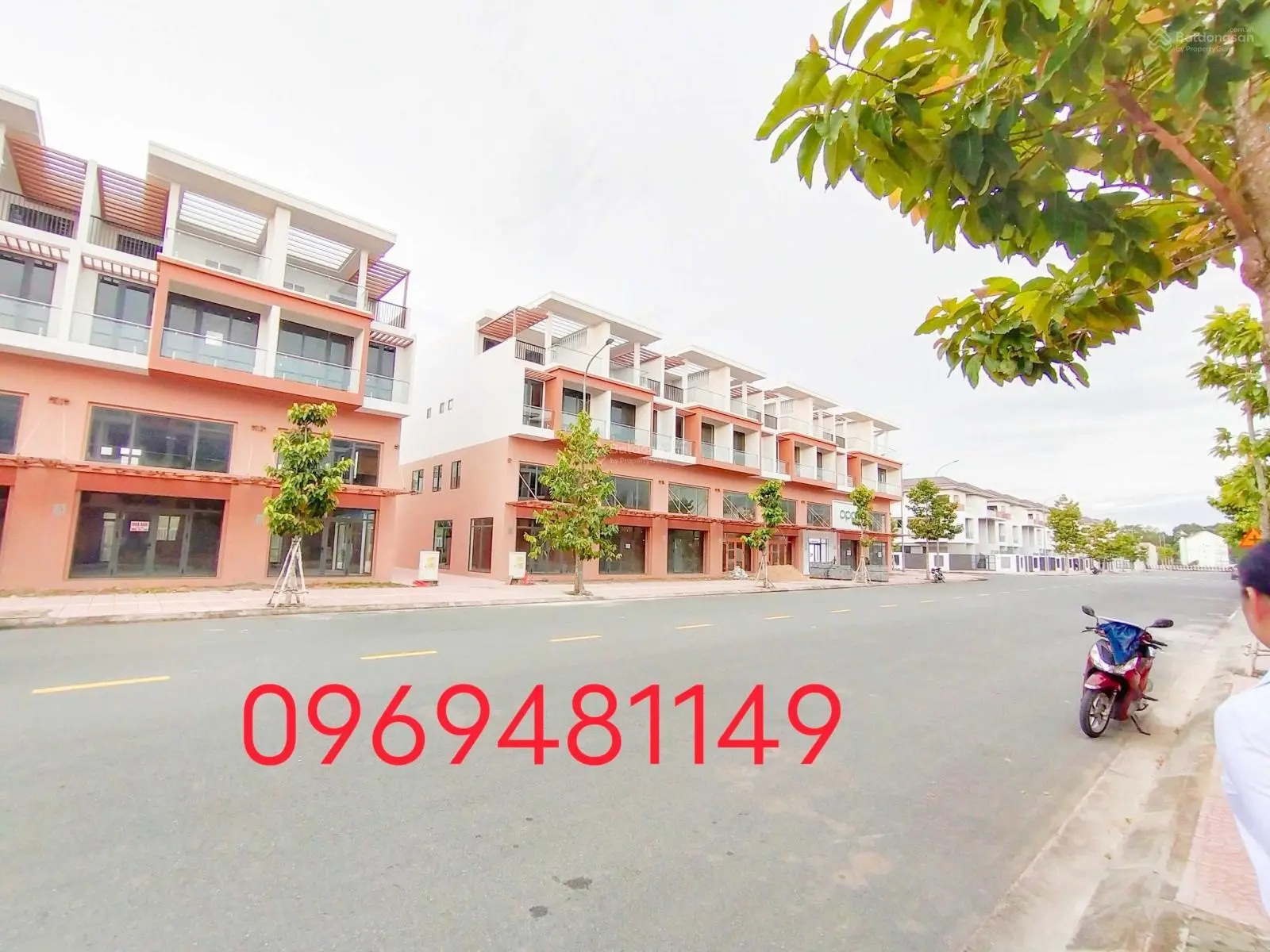Nhà phố liền kề, phố thương mại, biệt thự