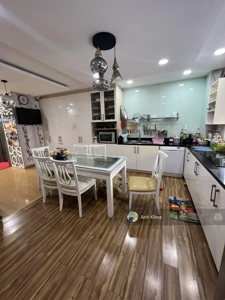 Hạ 4 tỷ! Xe hơi quay đầu Đào Duy Anh, P9, PN (8x20m vuông vức) sẵn 6 tầng, HĐT 100tr. Chỉ 24 tỷ TL