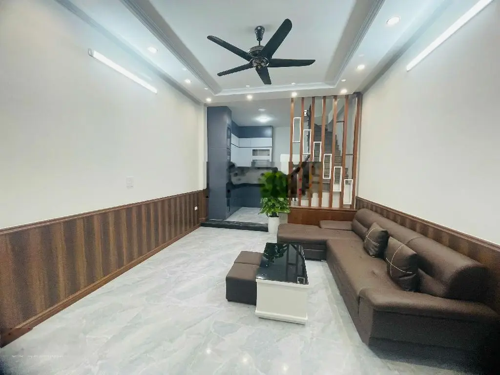 Nhà đẹp -trương định - hoàng mai - chắc chắn - 5 tầng -39m2 - mặt 4m - giá 6,7 tỷ