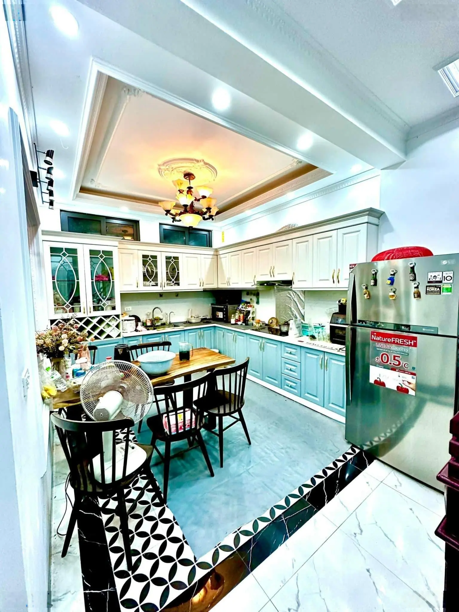 Thật 100%! Nguyễn Trãi (Đối diện Royal City) 15m ra ô tô, ngõ ba gác, nhà đẹp. 55mx4T. Chỉ 8,3tỷ