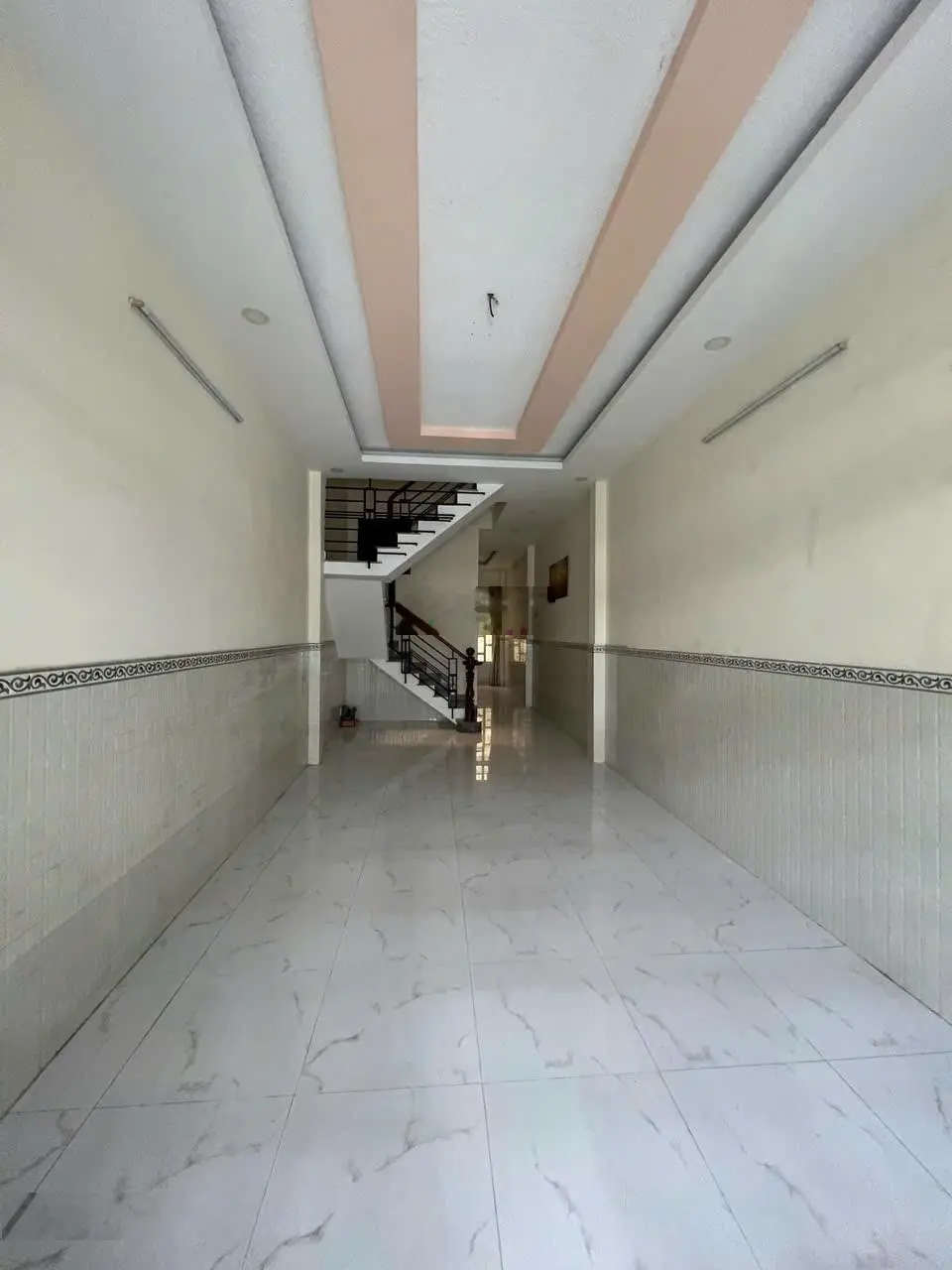 Bán Nhà mới Đường Bùi Minh Trực, Phường 6, Quận 8 cách hẻm xe tải 15m