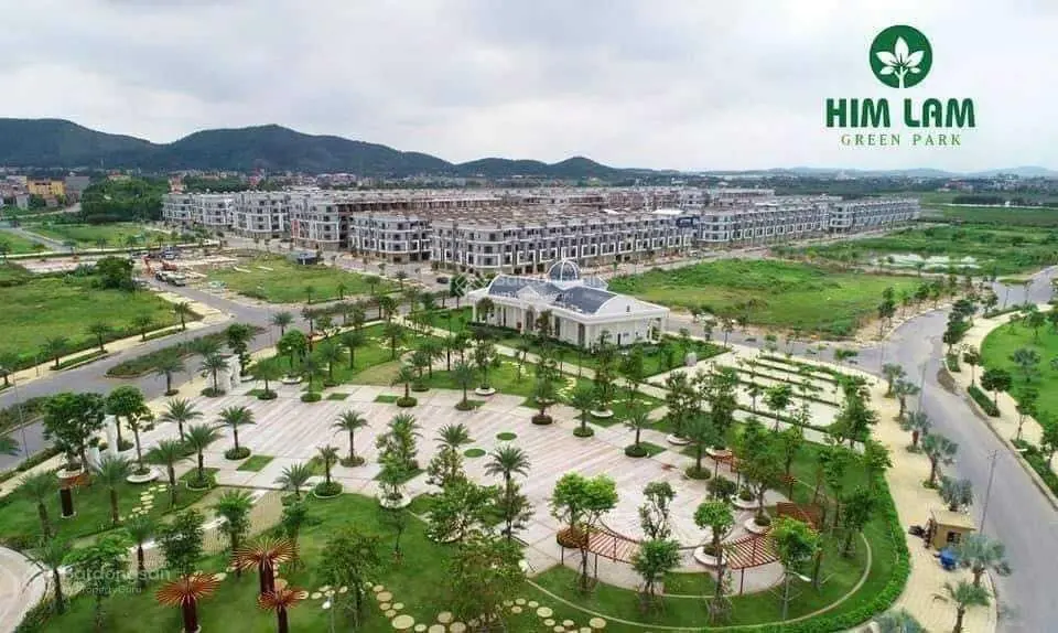 Cần bán căn Nhà xây thô nhìn vườn hoa đã có sổ đỏ tại kđt Him Lam Đại Phúc, tp BN. Giá chỉ 7,x tỷ