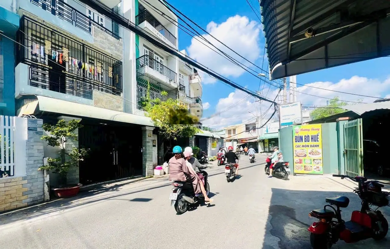 Bán nhà 2 lầu mặt tiền đường số 39 phường Bình Trưng Tây TP Thủ Đức, giá 11,2 tỷ