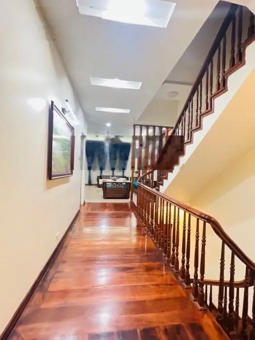 Bán nhà mặt phố Nguyễn Văn Lộc Hà Đông. Vị trí trung tâm, kinh doanh đỉnh cao. 5 tầng 100m2 42,5 tỷ