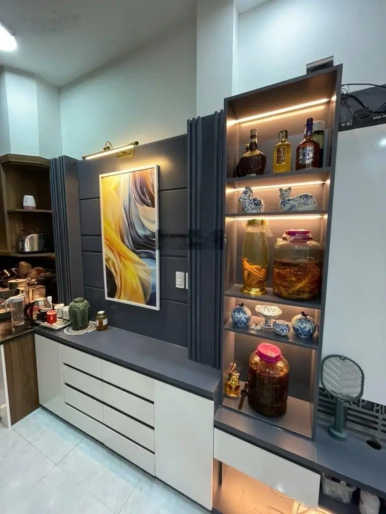 Bán nhà đẹp Bát Khối, dân xây, nội thất đẹp, dân trí cao, bagac đỗ cửa, 33m, 5,65 tỷ