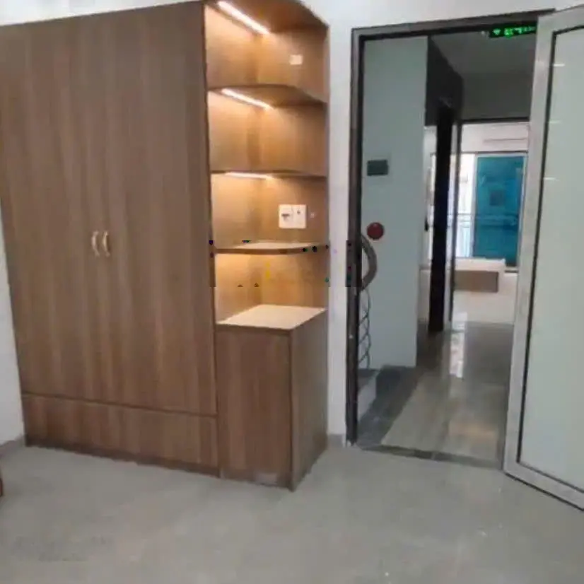 CCMN 9.35 tỷ, Dòng tiền 500tr/năm, 10 Phòng, LÔ GÓC 6 tầng thang máy, DT 50m2,NGÃ 5 Hà Trì, Hà Đông