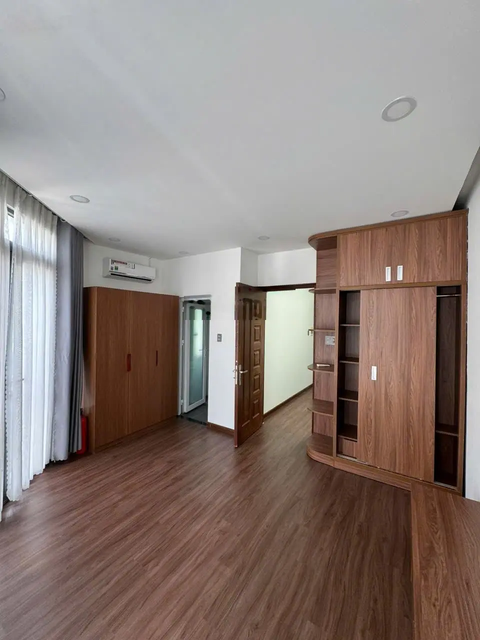 Bán nhà 4 tầng & hẻm 2 mặt xe tải, nở hậu (5x20m) Nguyễn Văn Đậu P. 11 Bình Thạnh