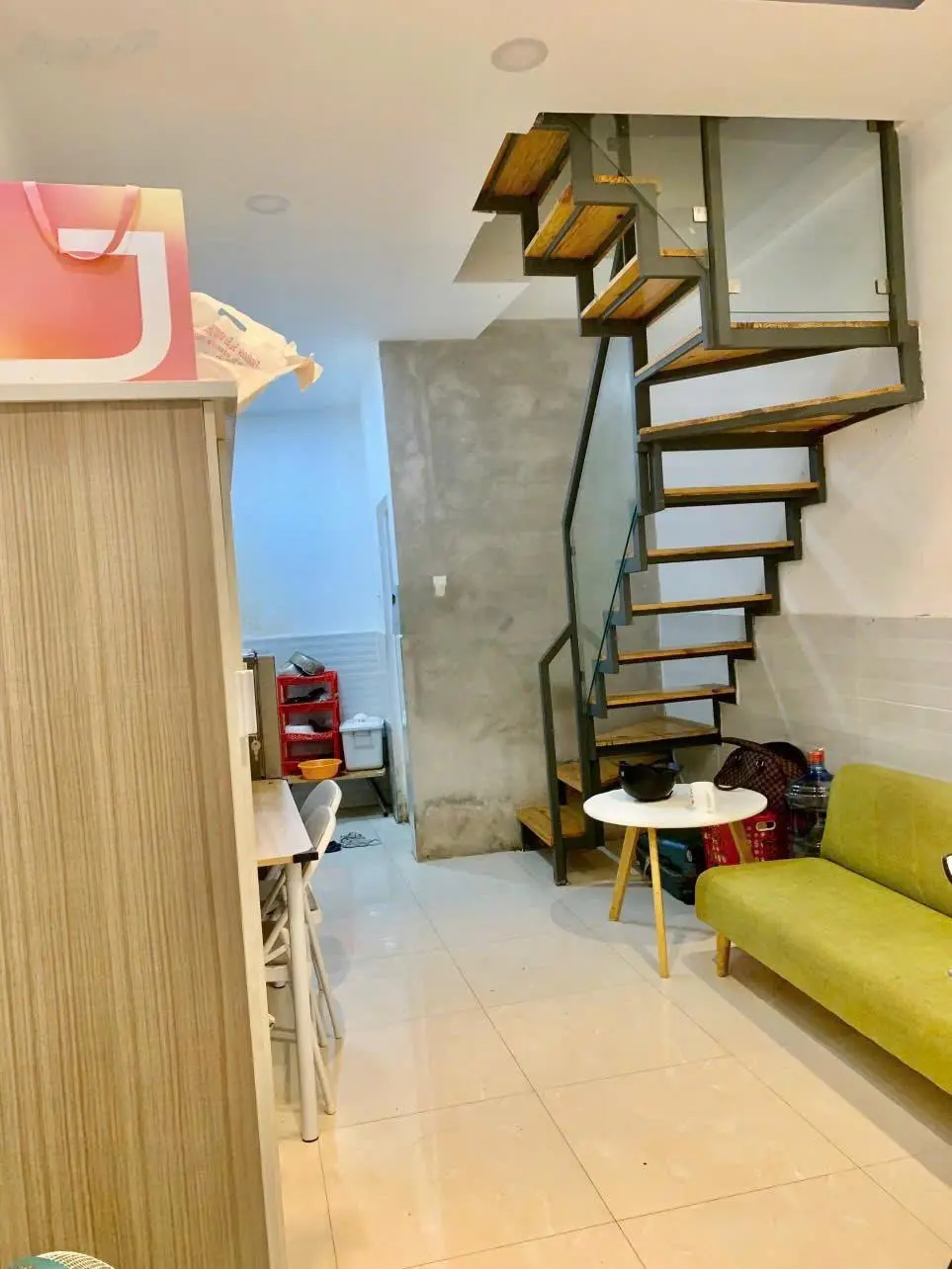GẤP !!! NHỈNH 2 T.Ỷ NHÀ QUẬN TÂN BÌNH, GIÁP PHÚ NHUẬN, HẺM HOÀNG VĂN THỤ ; DT: 22 M2; 3,0x8,0;