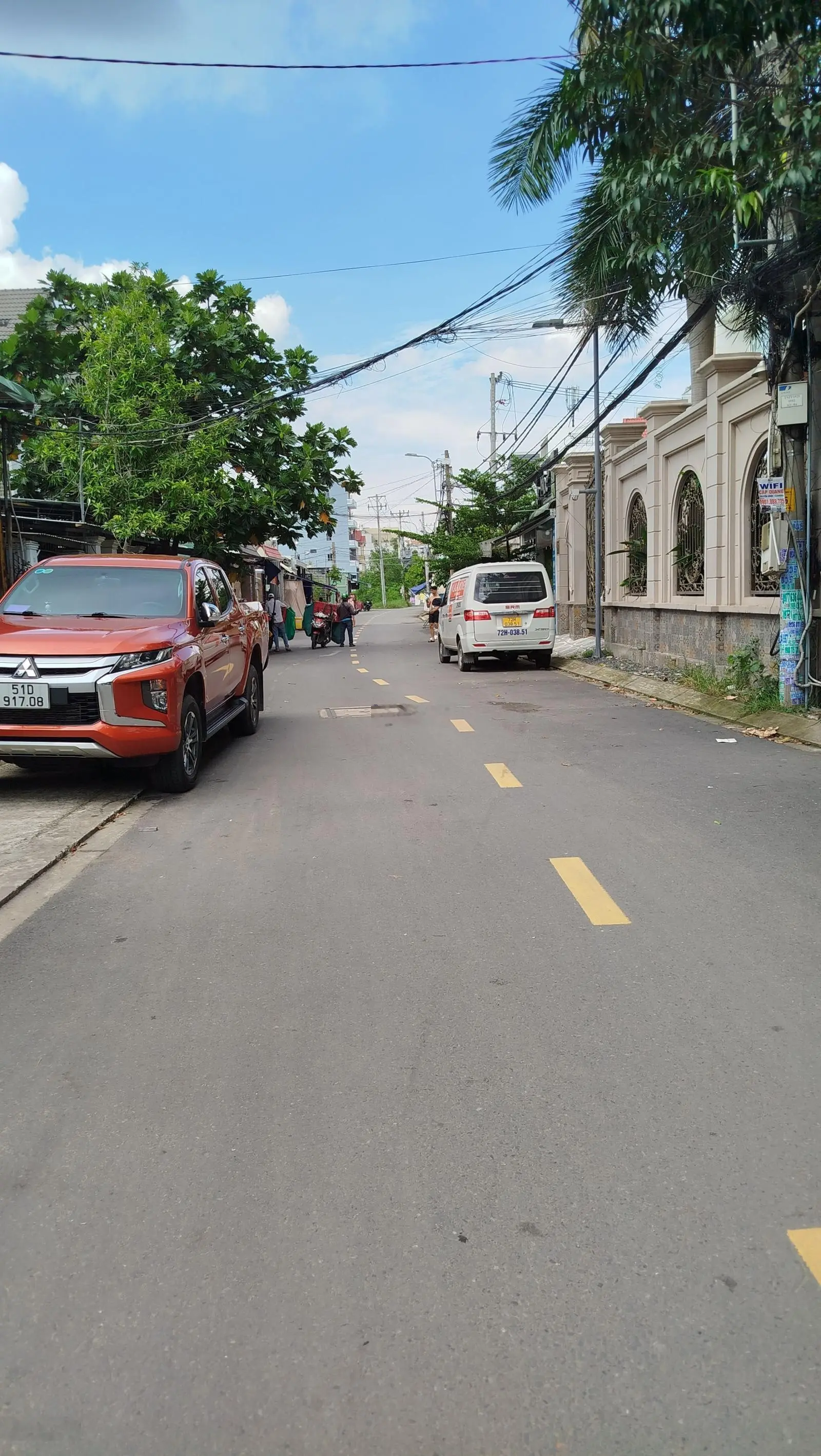 Bán nhanh lô đất đẹp 124m2, ngang 5m, đường 7m thông chỉ 6,2 tỷ. Vị trí đẹp. Ngay Lã Xuân Oai