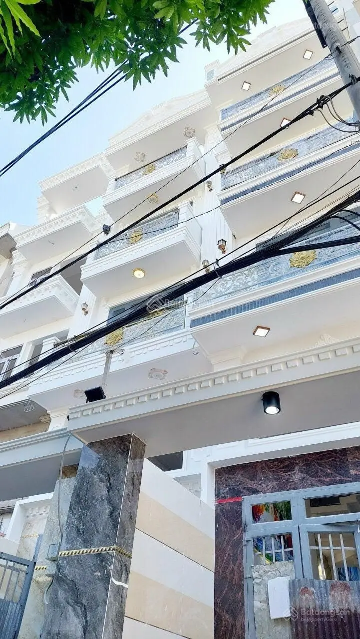 Bán nhà 1 sẹc Lê Văn quới hẻm thông 8m. DT ngang 4,2x15m đúc lửng 3 tấm hẻm xe hơi giá 5tỷ2