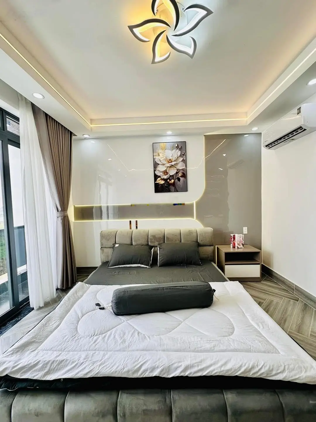 Lên sóng siêu phẩm THANG MÁY 450KG, nằm đường trên TRẦN NGỌC DIỆN - P.THẢO ĐIỀN - Q.2, giá 3tỷ980