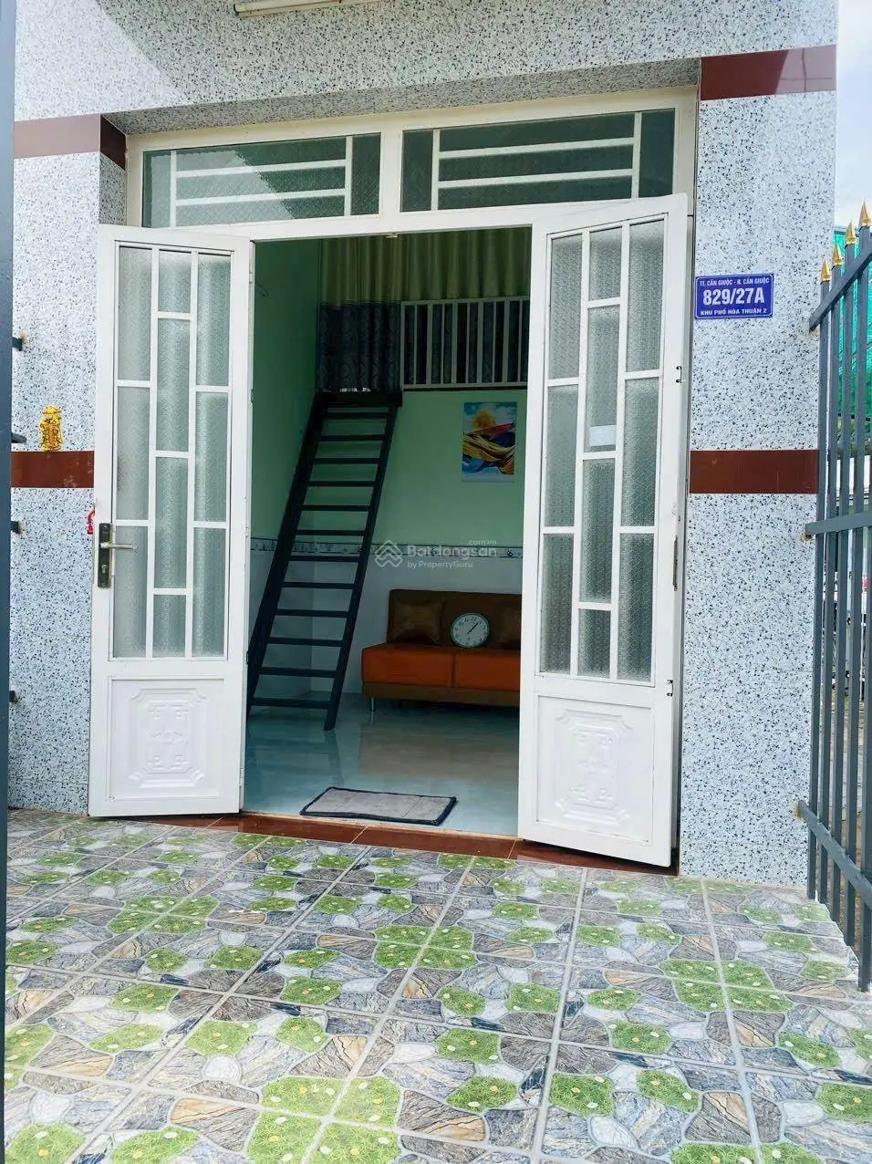 Bán nhà cấp 4 đường đê Mồng Gà tt Cần Giuộc