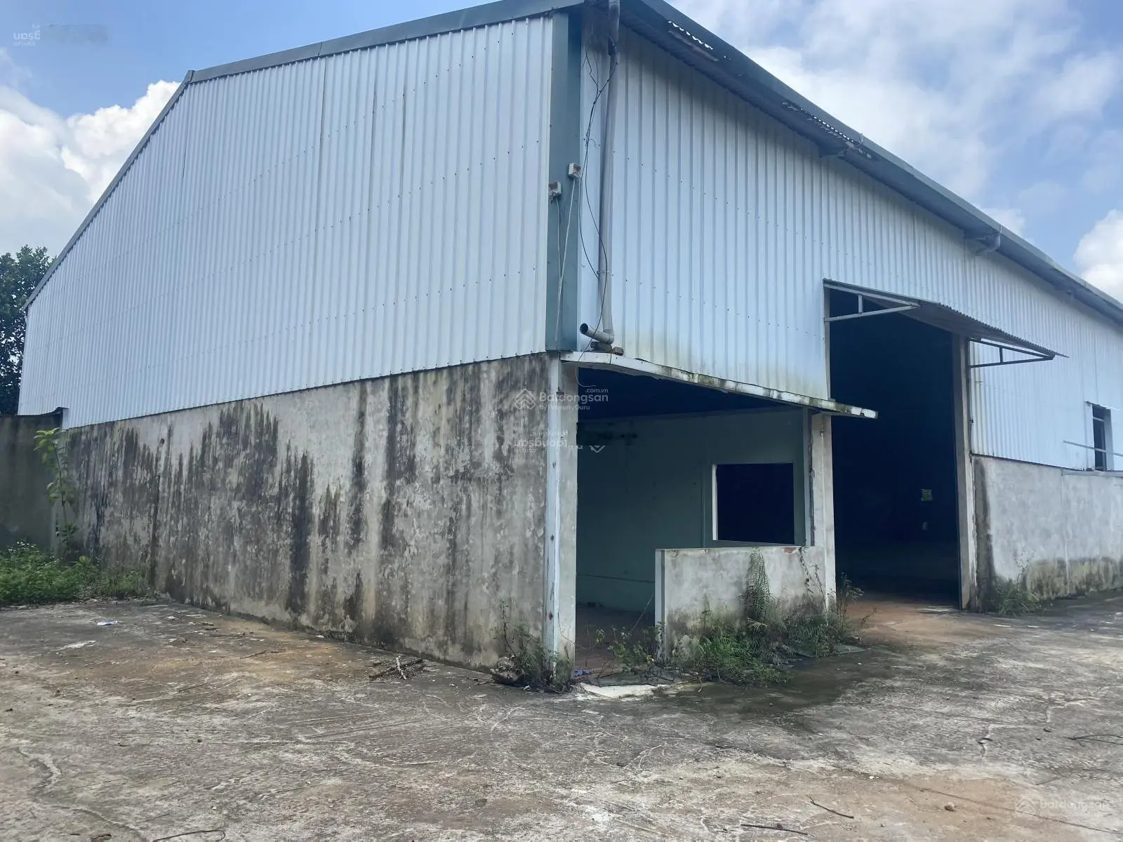 Cần bán 70002 đất có sẵn hơn 1000m2 nhà xưởng tại Yên Bài, Ba Vì, Hà Nội