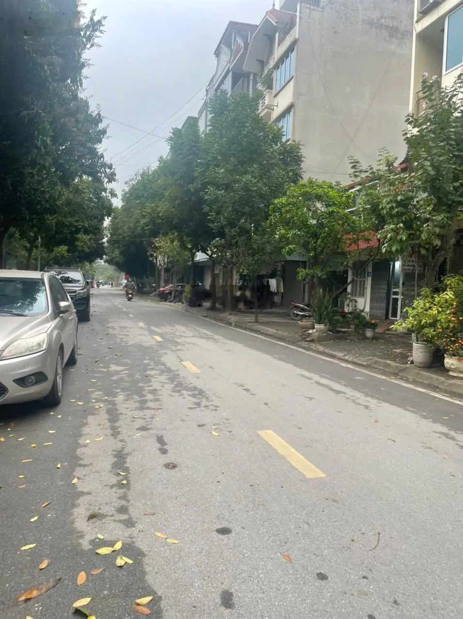 Tôi cần bán nhà 3tầng mặt phố nguyên cơ thạch mt 4.1m sdcc lh 0965710968