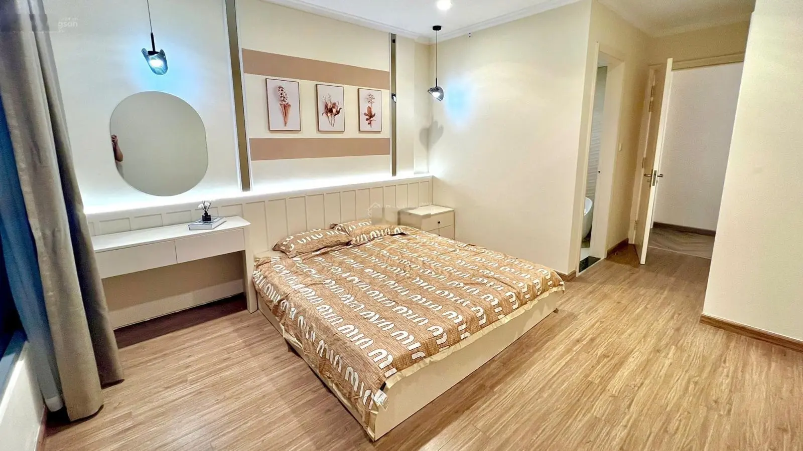 Chính chủ cần bán em 2pn 2vs dt 86,5m2 tầng 1x, trục số 10 tại n07 b2 kđt mới dịch vọng thành thái