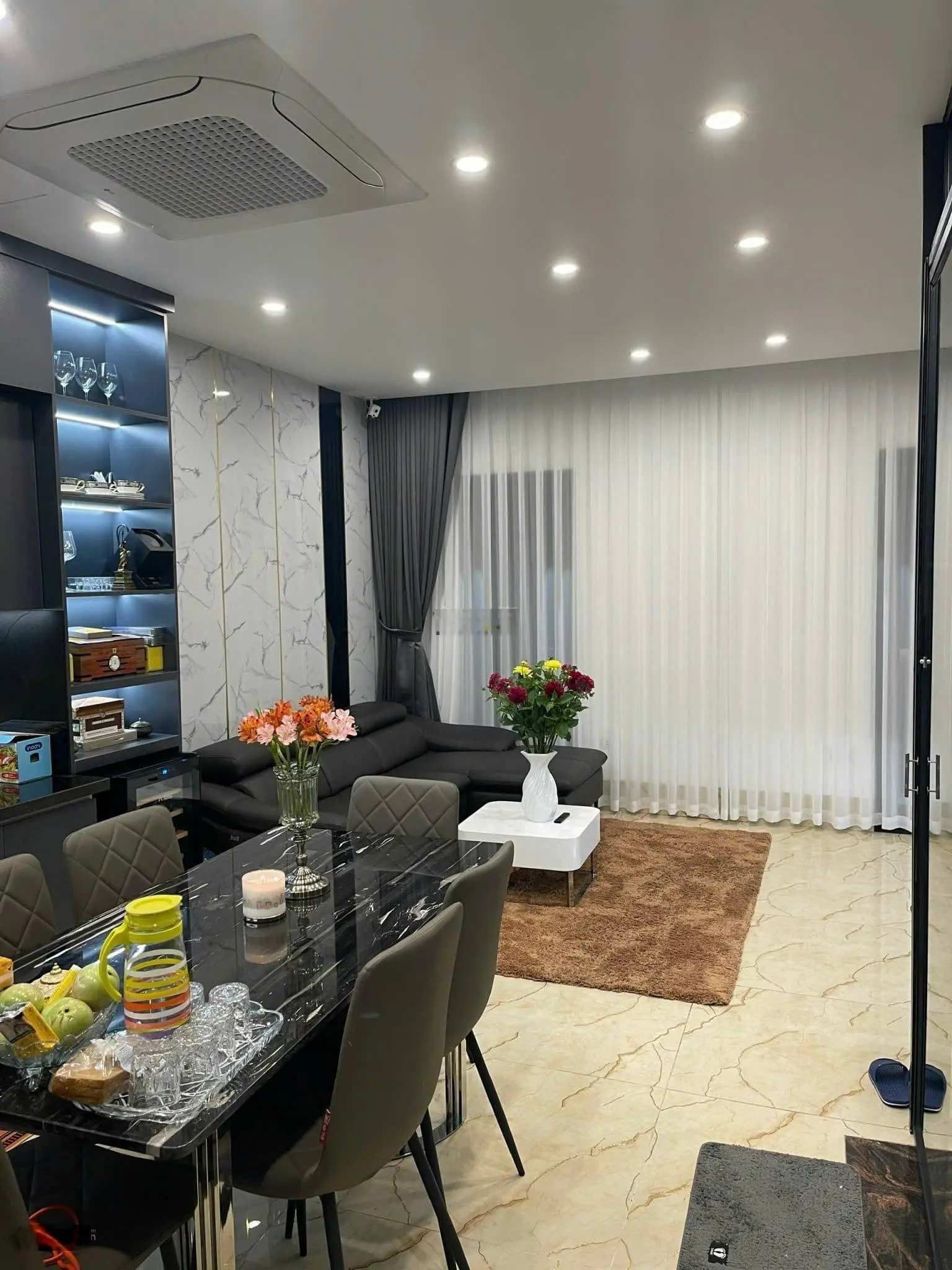 Hiếm có! Phân lô KV phố Trần Quang Diệu, ô tô vào nhà, 1 phút ra hồ, DT 40m*6 phòng ngủ chỉ 12.1 tỷ
