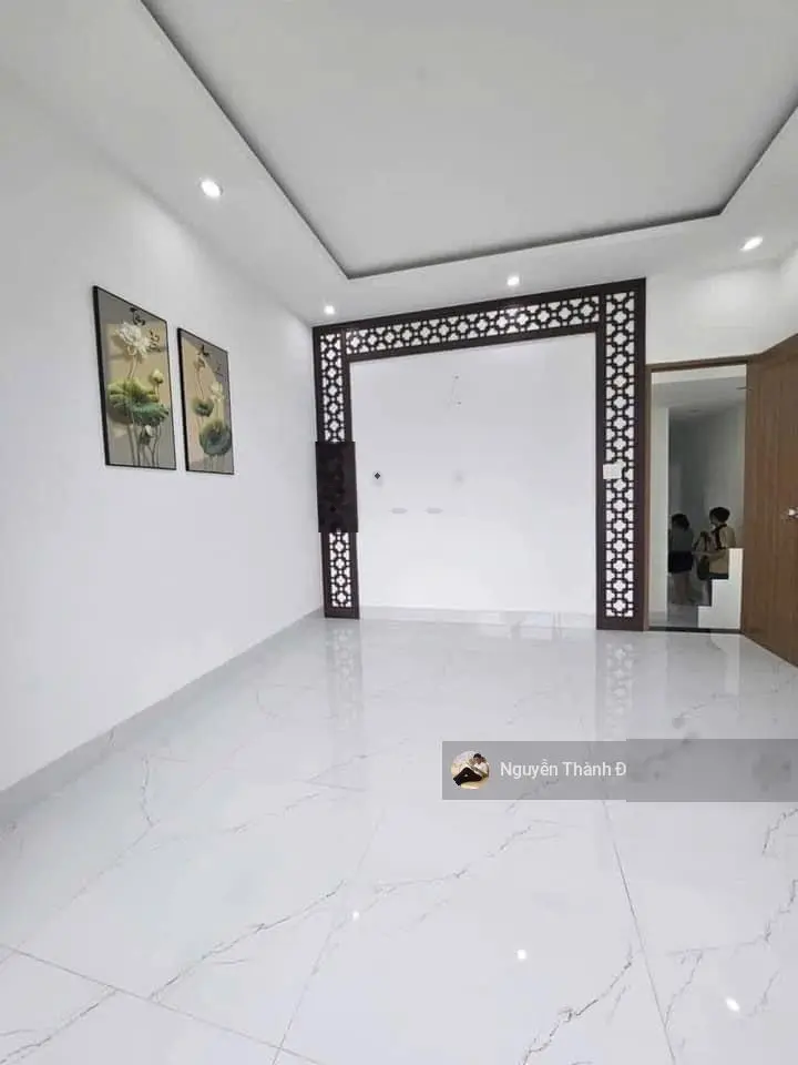 Bán Nhà riêng 75m2 giá 1,55 tỷ đang cho thuê 7tr/tháng gần cổng chào Bình Dương , Vĩnh Phú , SHR
