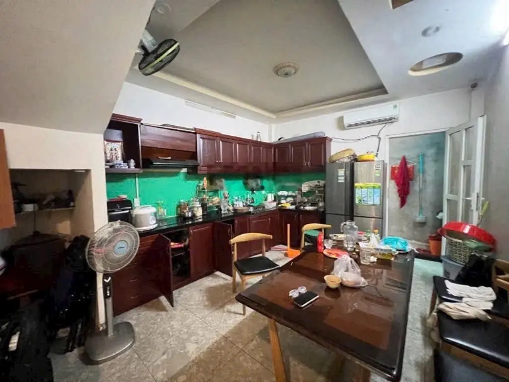 Bán gấp nhà 1 trệt 1 lầu 3PN 2WC. Mặt tiền Đường Số 10 - P. Linh Tây - DT 55m2