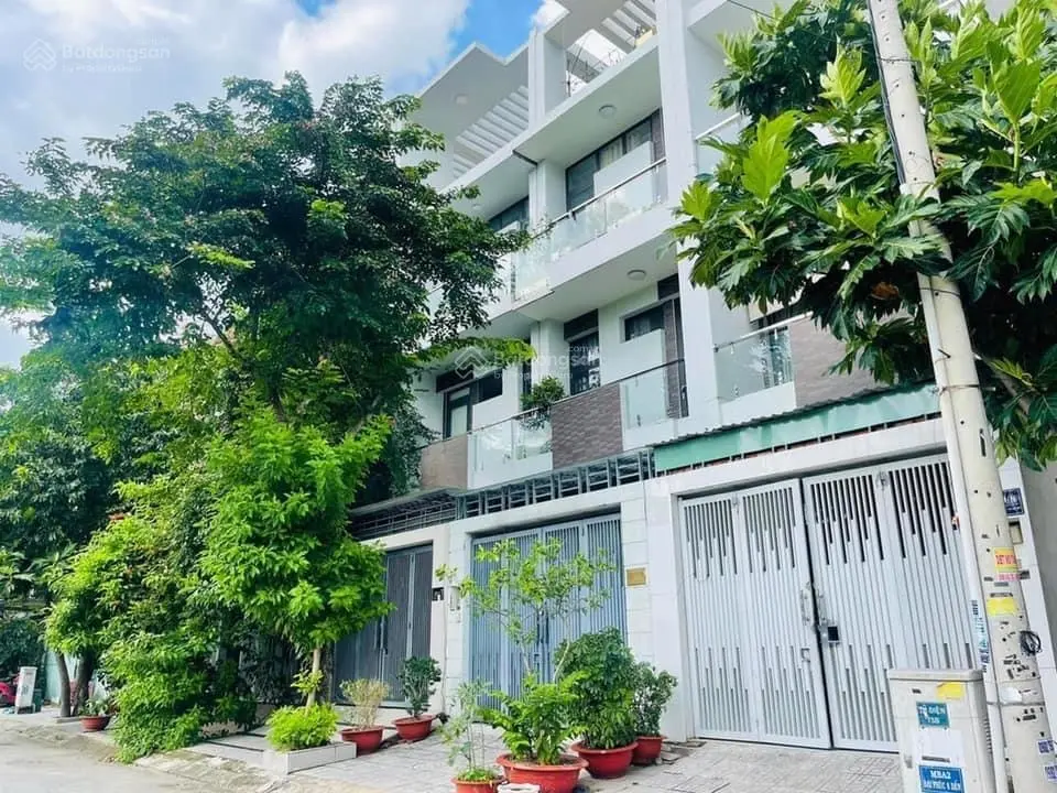 Bán gấp Lô đất 75m2 (5*15) ngay mặt tiền 8m Đặng Thuỳ Trâm, P13, Bình Thạnh giá còn 2tỷ550 sổ sẵn