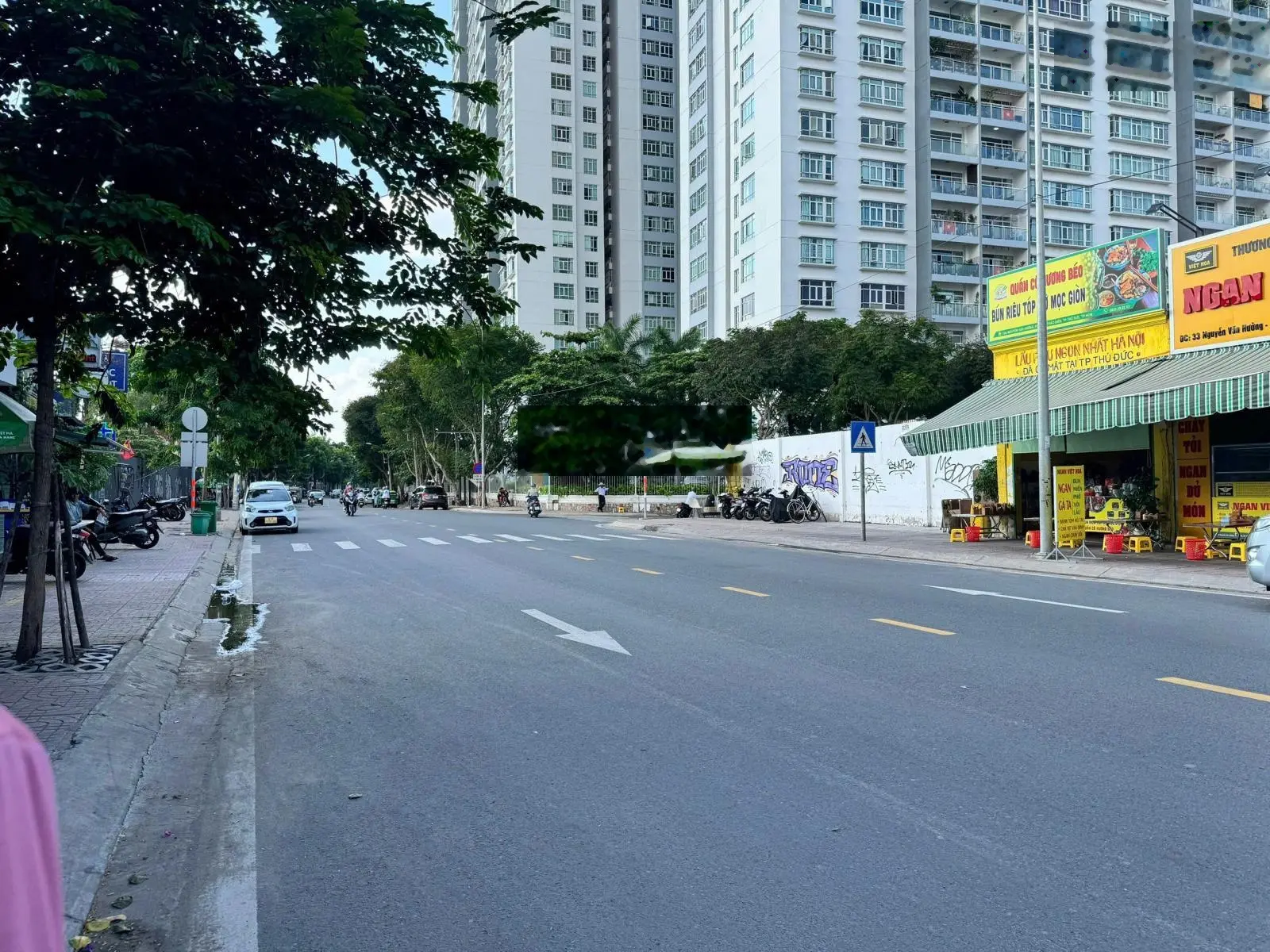 Bán tòa CHDV cao cấp ngay Nguyễn Văn Hưởng 200m2 (10x20m) 6 tầng HĐT 160tr/tháng giá 55 tỷ TL