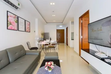 Bán Officetel chung cư Sky Center Phổ Quang giá: 1tỷ850, 34m2, LH: 0898 523 *** Như Ý