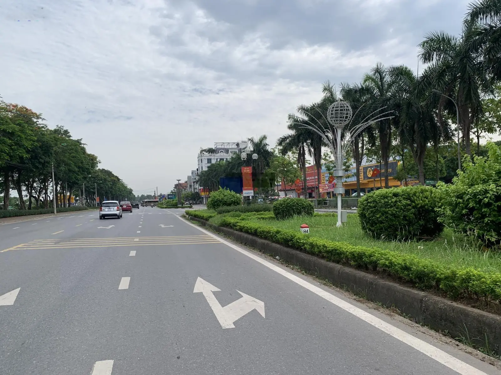 Bán nhà 4 tầng 84m2 trên trục chính Quốc Lộ 3, Đông Anh