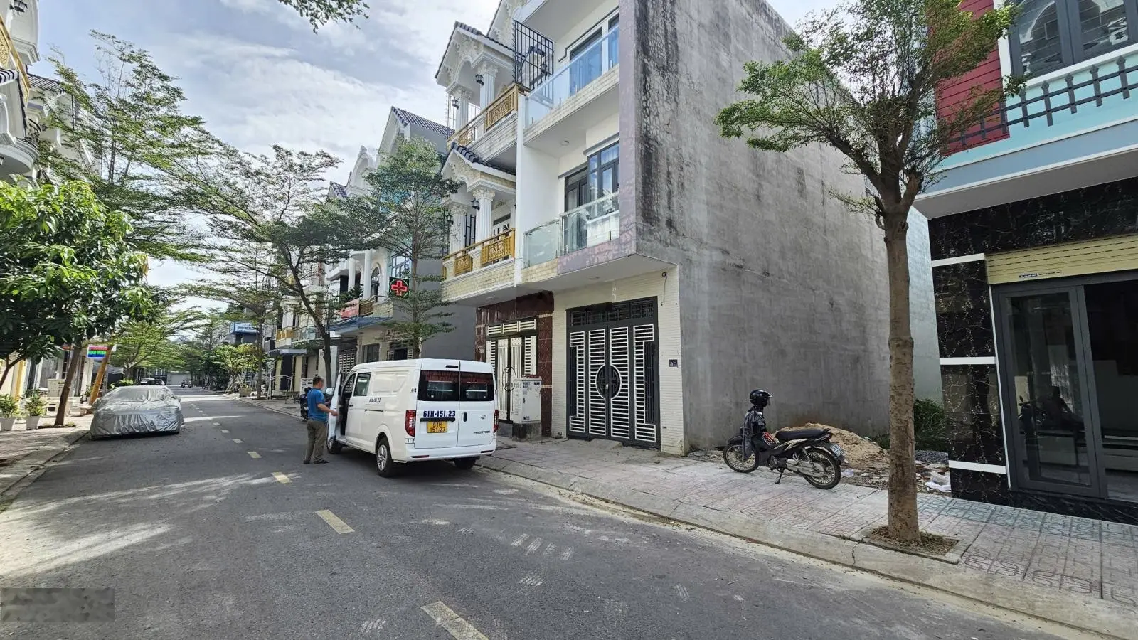 Nhà 60m2 3,95 tỷ TL full nội thất gần ngã tư Miếu Ông Cù 500m, p. Bình Chuẩn, Tp. Thuận An