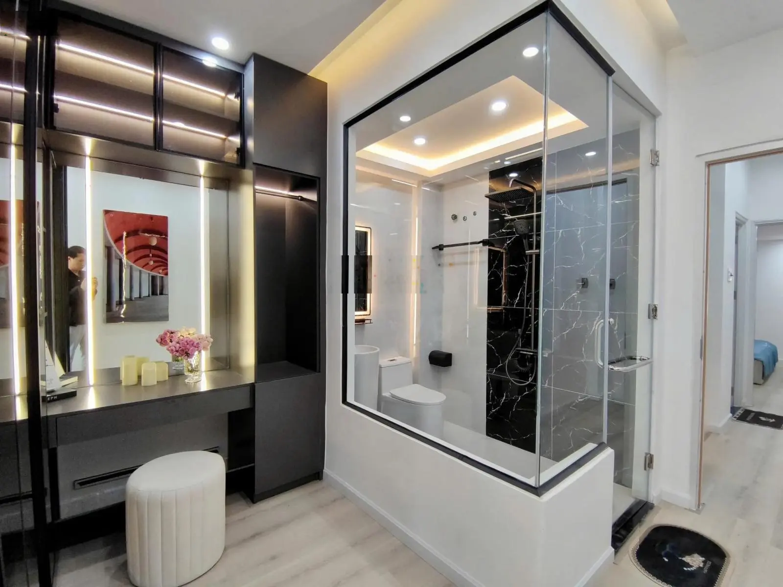 Bán nhà 3 tầng 3 mê Trưng Nữ Vương,nhà đẹp kiệt thẳng rộng,đối diện công viên