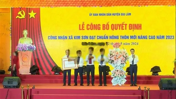 Bán nhà C4 - 2 mặt ngõ ô tô tránh - Giá tốt để đầu tư ! Q.Gia Lâm