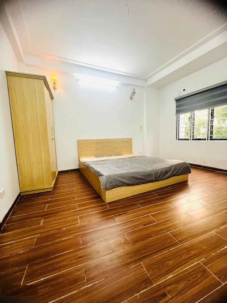 NHỈNH 2 TỶ CÓ NHÀ YÊN NGHĨA 32M2.4 TẦNG.LÔ GÓC ĐẸP, NGÕ RỘNG THÔNG THOÁNG, FULL NỘI THẤT ĐẾN Ở LUÔN
