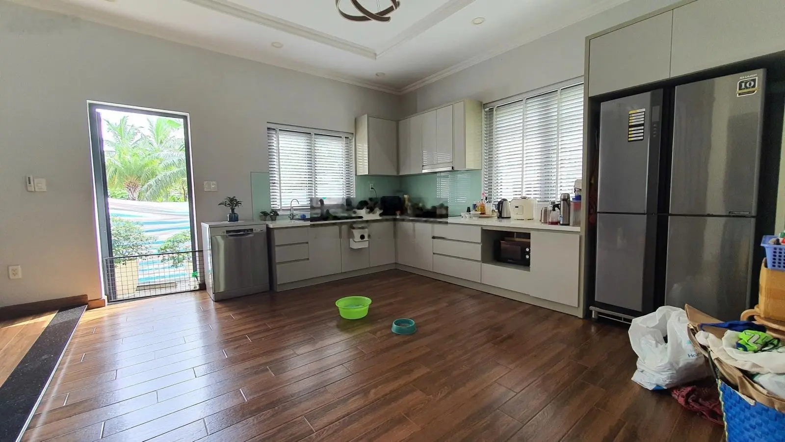 Bán Biệt Thự Senturia An Phú Đông-Quận 12 View đẹp 218m2 chỉ 19.9 tỷ Có 1 căn