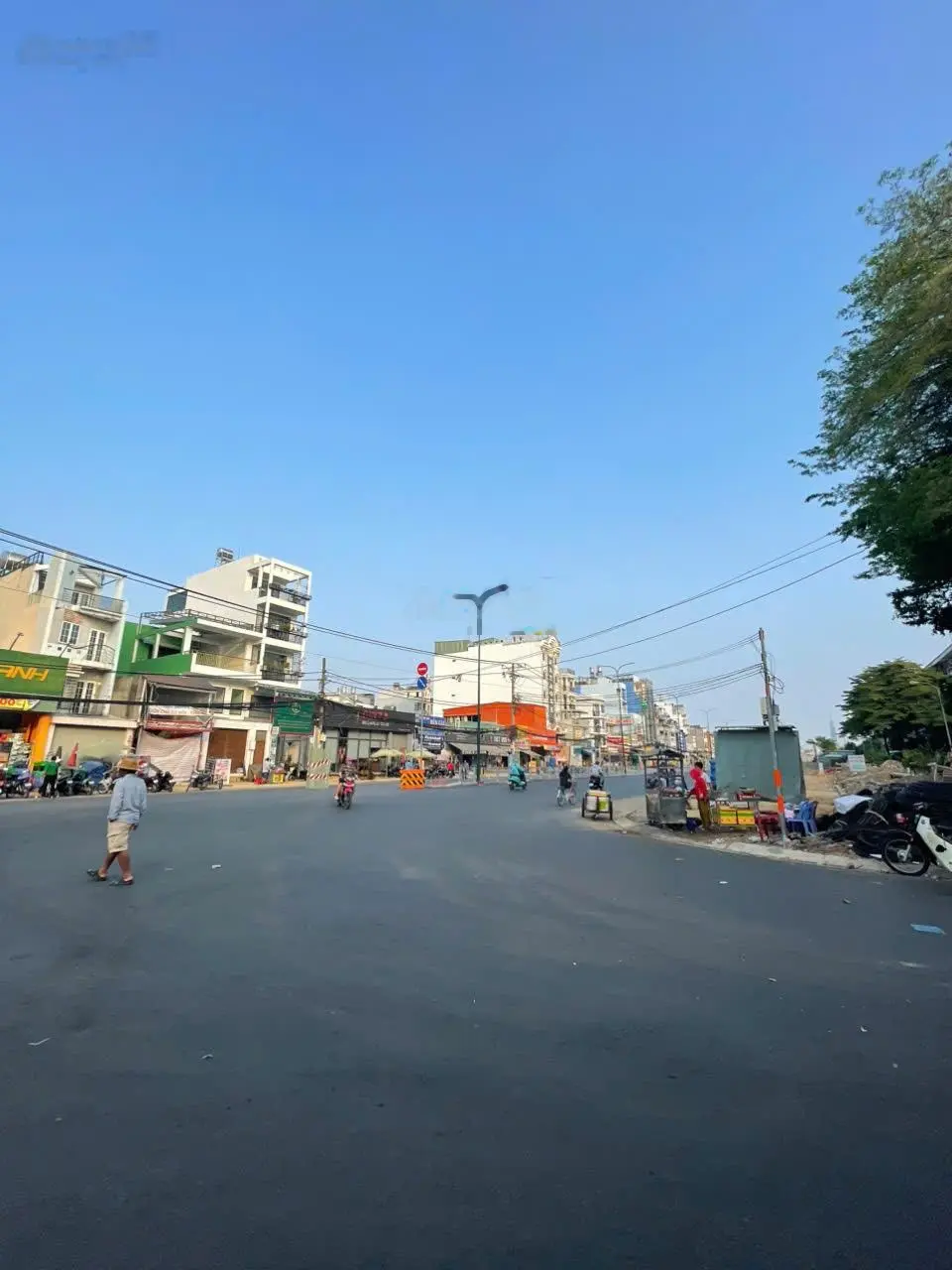 Bán MT đường Dương Quảng Hàm, P. 5, 4x17m, 4 tầng, khu kinh doanh giá chỉ 16.5 tỷ (TL)