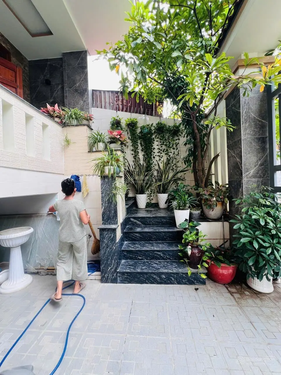 Bán gấp nhà hẻm ô tô Linh Đông - Thủ Đức - 243m2 4PN 6WC Full NT có Thang máy 12 tỷ thương lượng