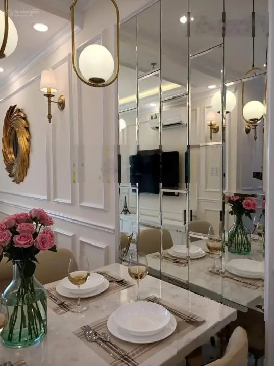 Chính chủ bán gấp căn hộ Central Garden Q.1.DT:73m2,2PN,2WC,full nt.Giá: 3 tỷ 4. LH :0961 663 ***