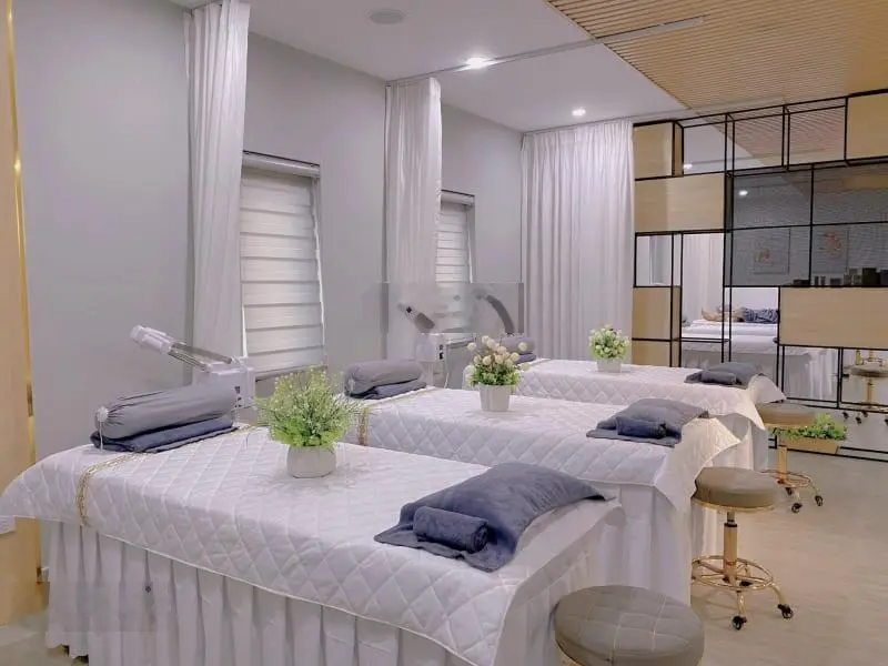 Chính chủ bán nhà 7.5 tầng mt chính hữu đang cho thuê 50 triệu/ tháng