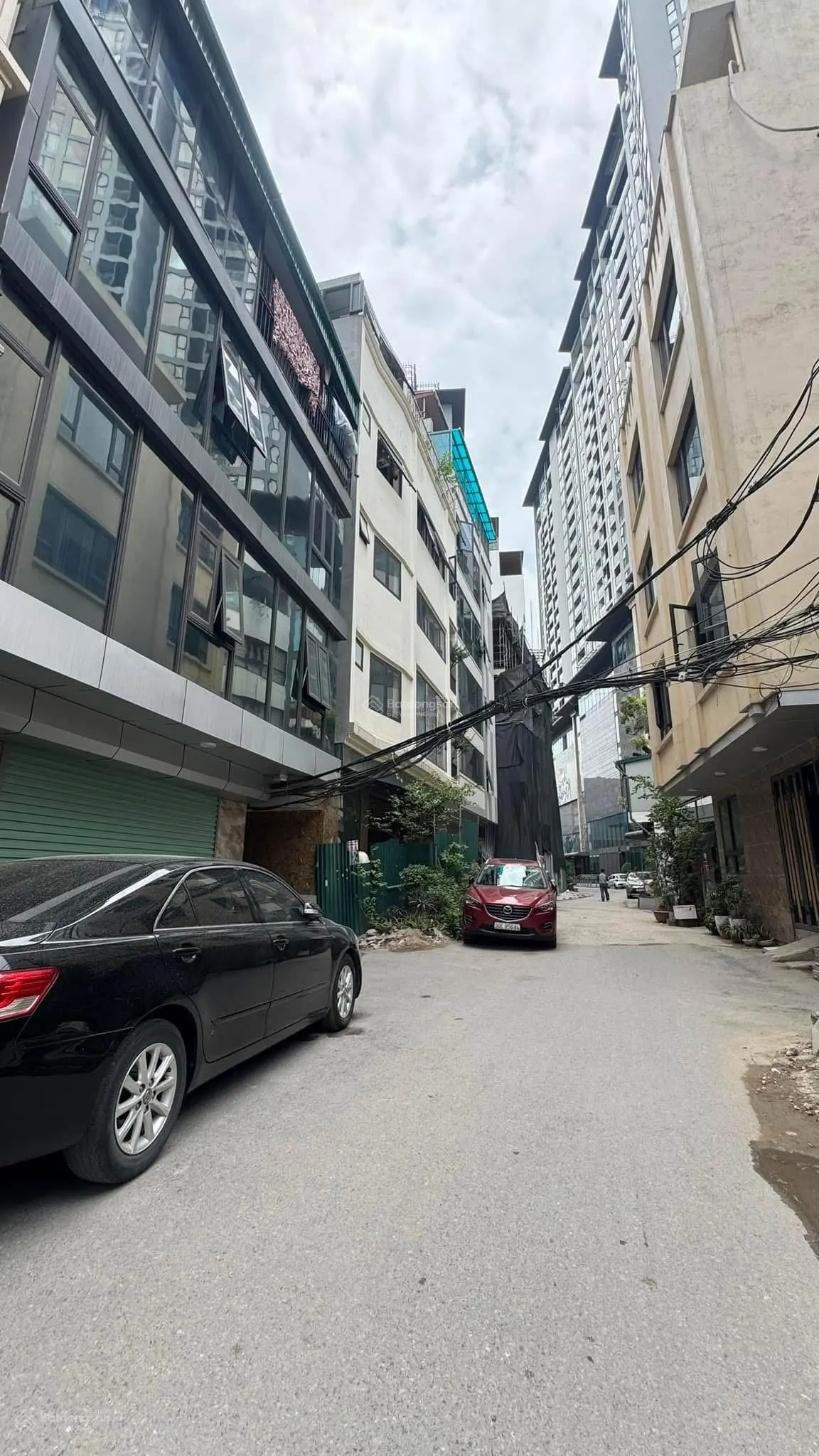 Bán nhà đất vàng phố Thụy Khuê - 3 thoáng ôtô tránh - gần phố gần Hồ Tây - KD đình - dân trí cao