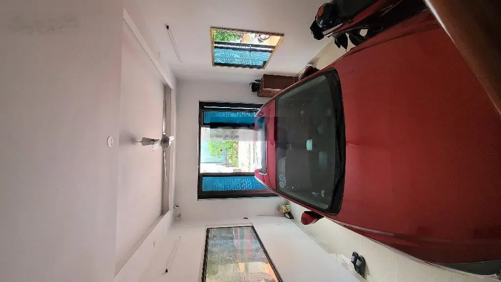 NHÀ MỚI ĐẸP - GARA Ô TÔ - Ô TÔ TRÁNH - KINH DOANH - Ô TÔ TRÁNH - VỈA HÈ DT 50m MT4m chỉ có 14,8 t