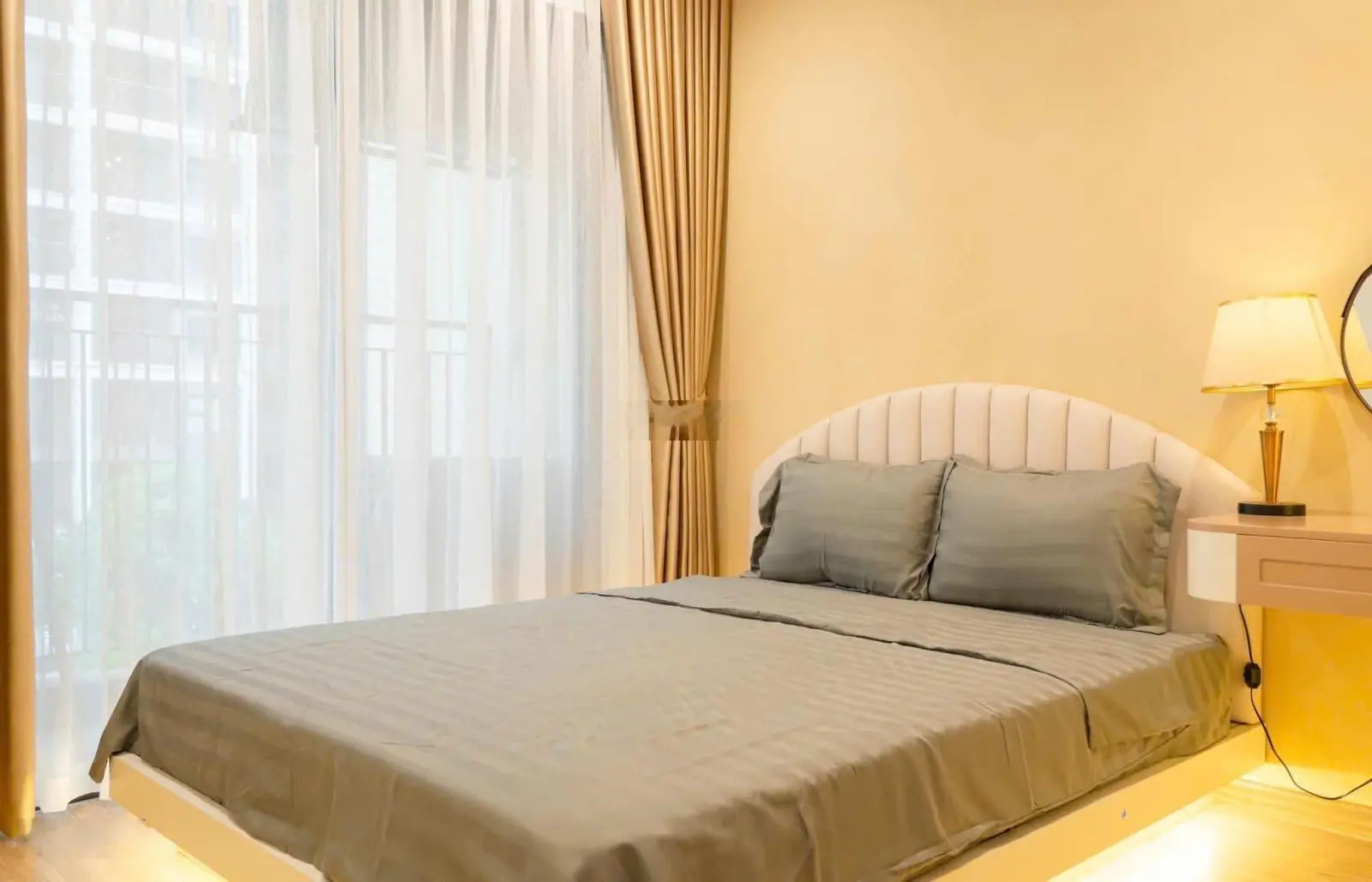 Chính chủ cần bán lại căn 1PN full nội thất đẹp toà S1.08 Vinhomes Ocean Park