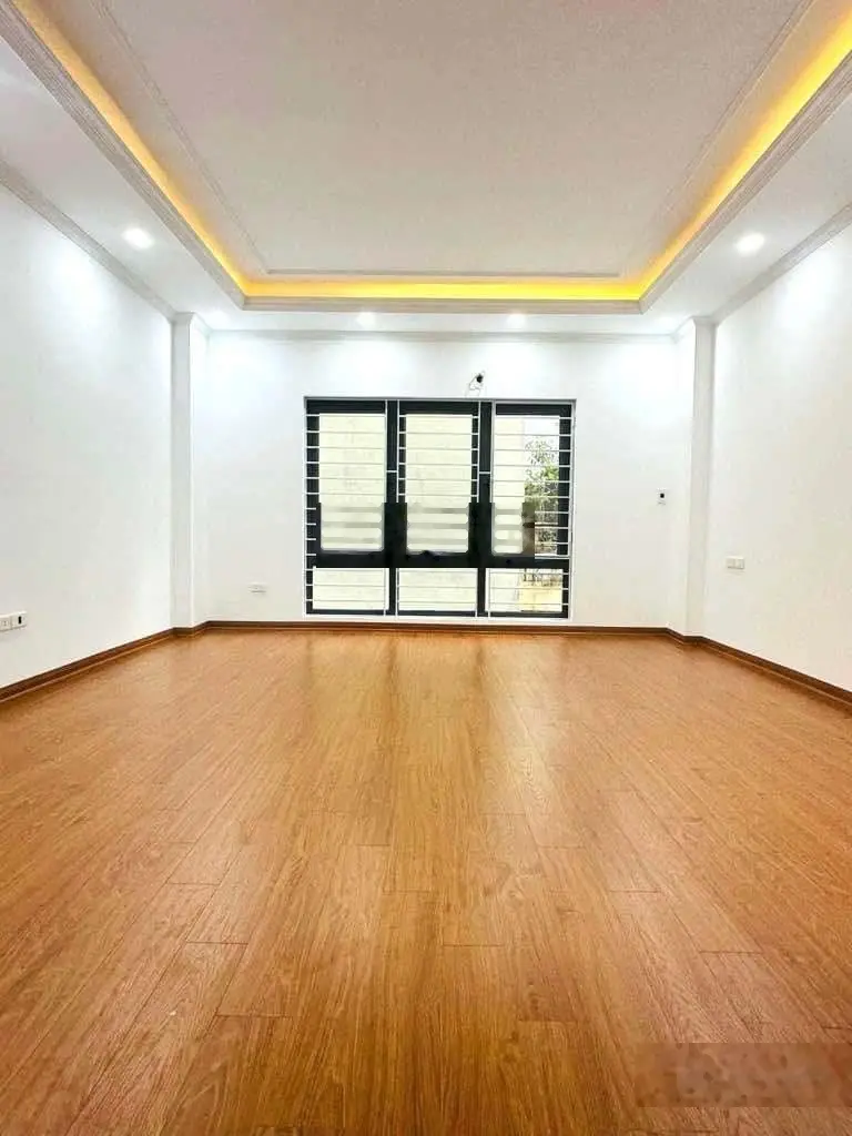 Mới đẹp, thang máy - Láng Hạ, Đống Đa - DT 40m2x5T