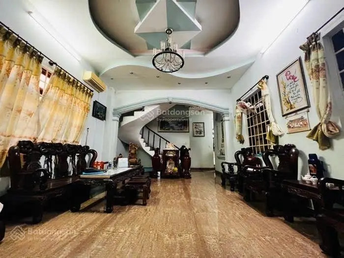 Bán mặt tiền kinh doanh biệt thự 216m2 3 tầng Dương Công Khi - Tân Hiệp - Hóc Môn