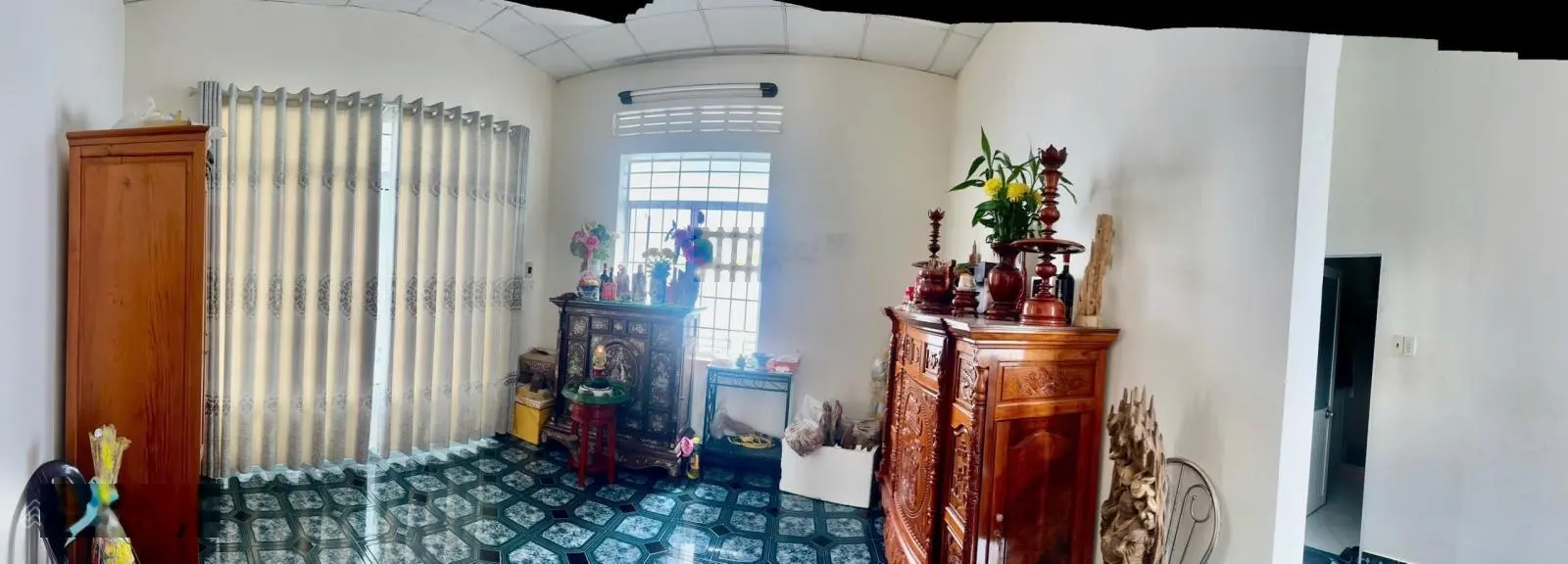 Biển Hòn chồng- bán nhà kiểu biệt thự sân vườn đi bộ ra tắm biển tại phường Vĩnh Hải tp Nha Trang