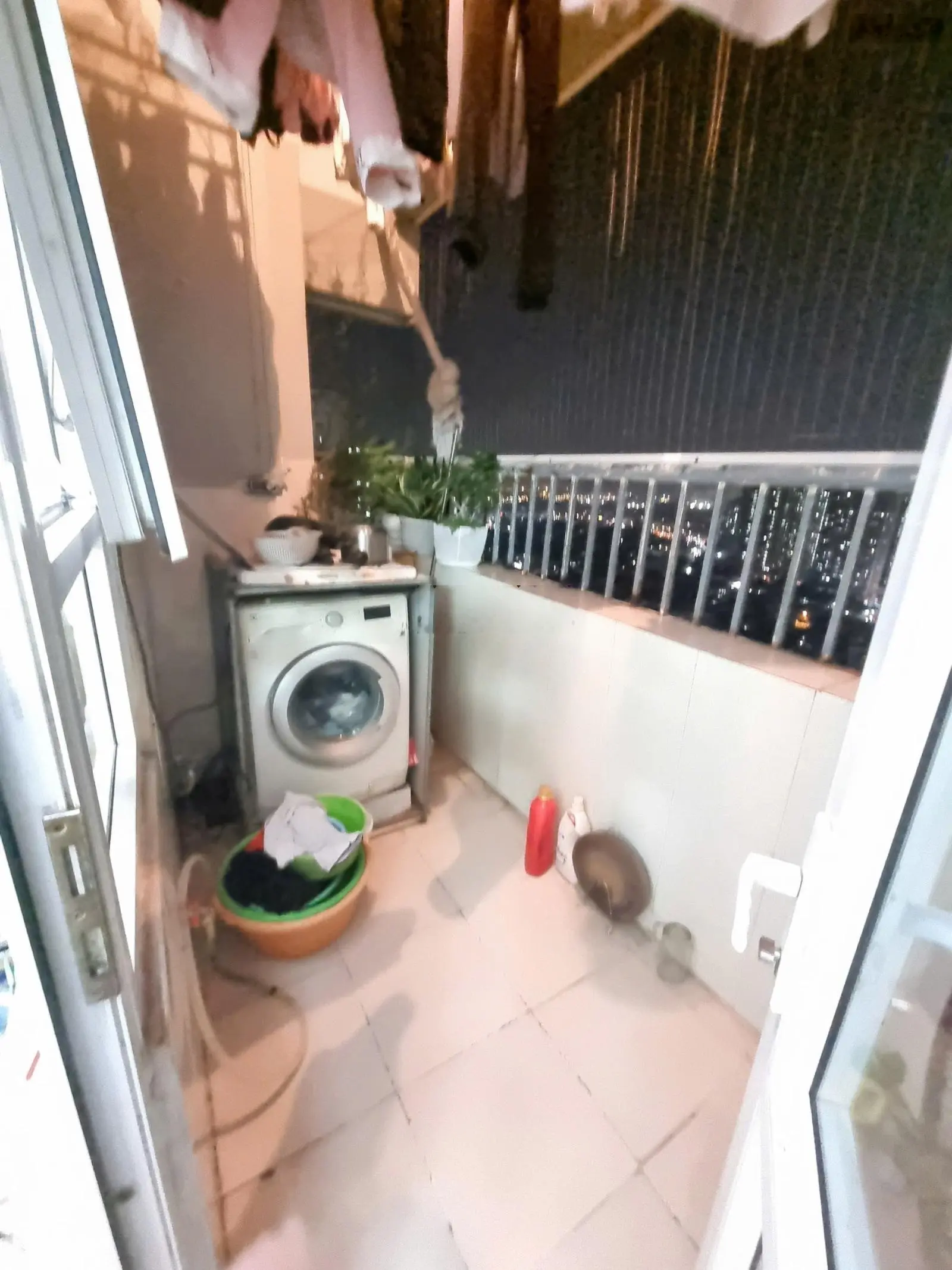 Cô Linh muốn bán căn hộ chung cư tại CT6 Xa La 2,88 tỷ vnd, 68m2 nhà đẹp mát