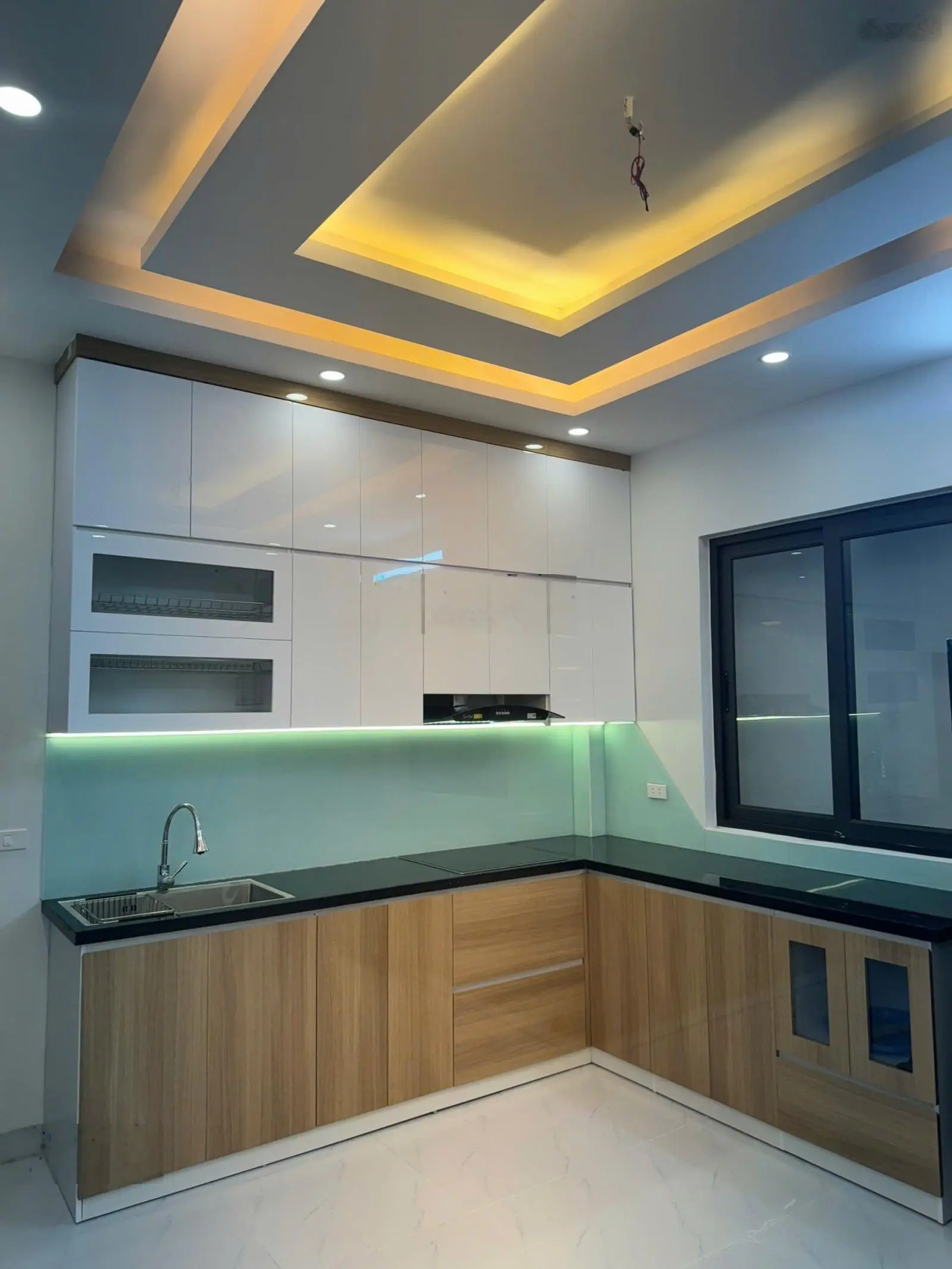 Bán nhà Mỗ Lao, Hà Đông, 5 tầng phân lô, gara ô tô hai mặt thoáng, giá chỉ 15 tỷ