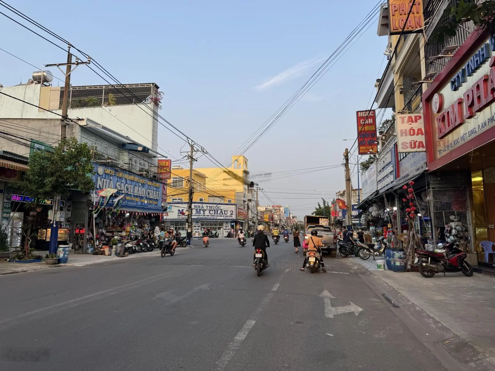 Bán gấp nhà đường D22 khu Việt Sing giá rẻ hơn căn kế bên 1 tỷ