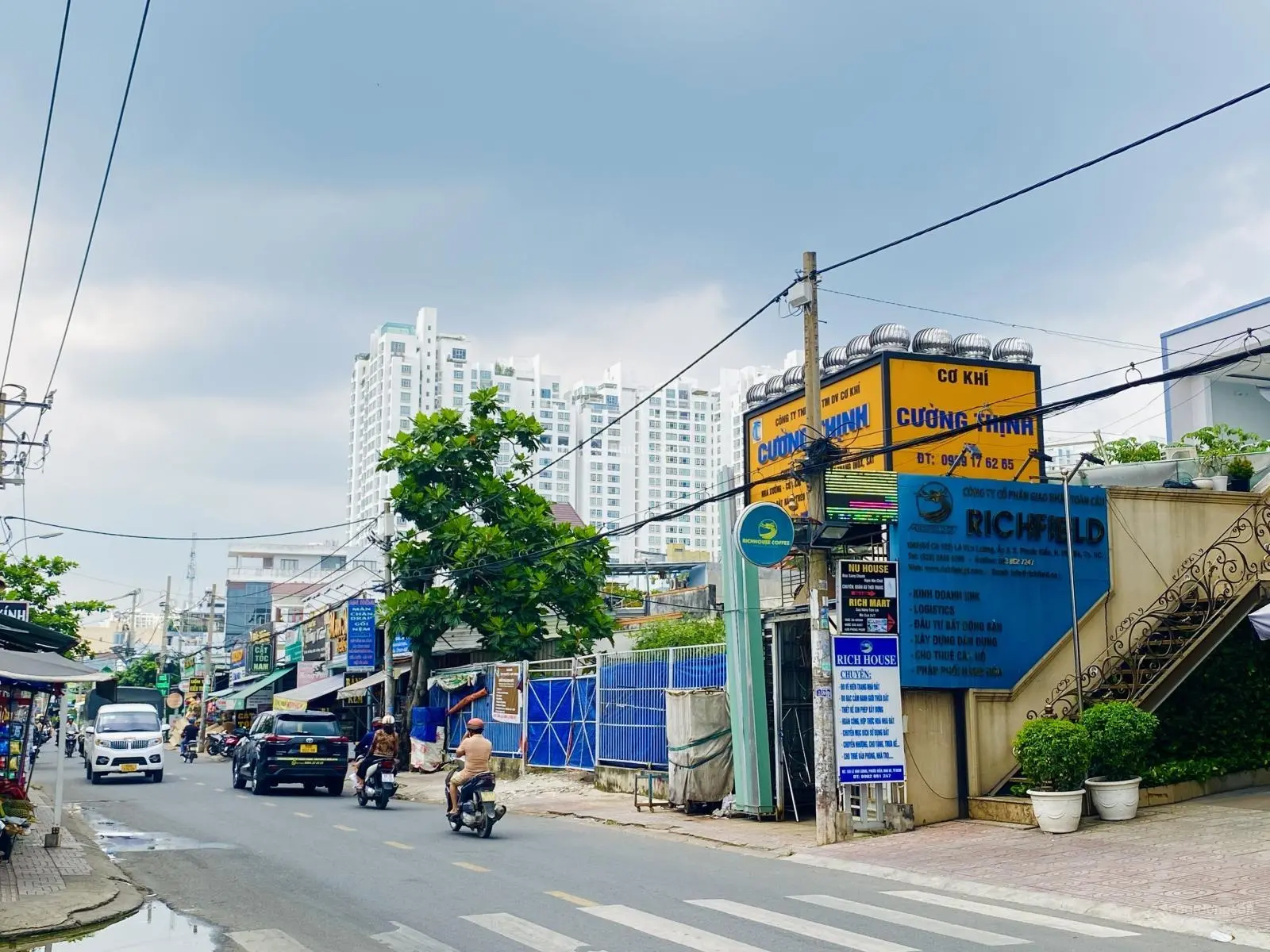 Đất thịt 1300m2, Đón đầu sóng BDS Phước Kiển, Mặt tiền đường mà giá vài chục triệu/m2